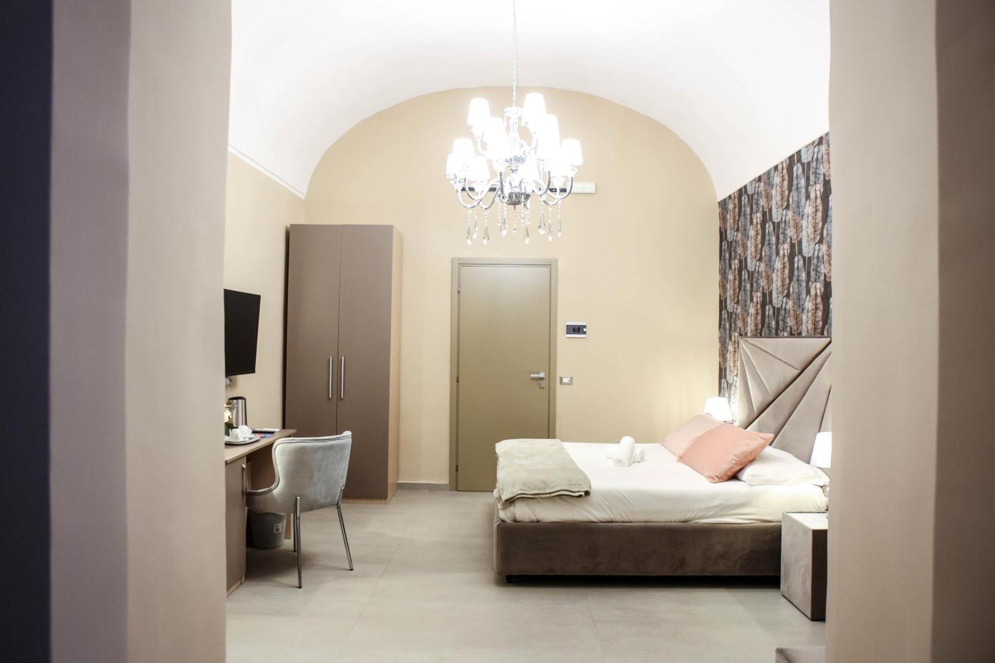 B&B Suites&Rooms Piazza Dei Martiri Katanya Dış mekan fotoğraf